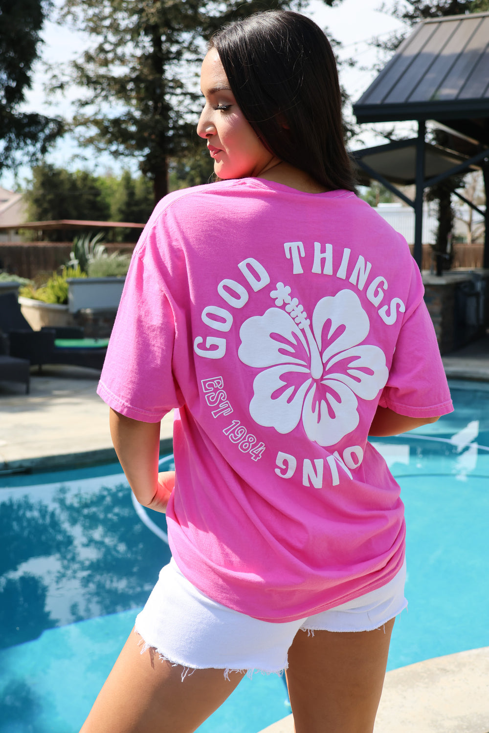 Good Things Are Coming Graphic Tee - ShopSpoiled