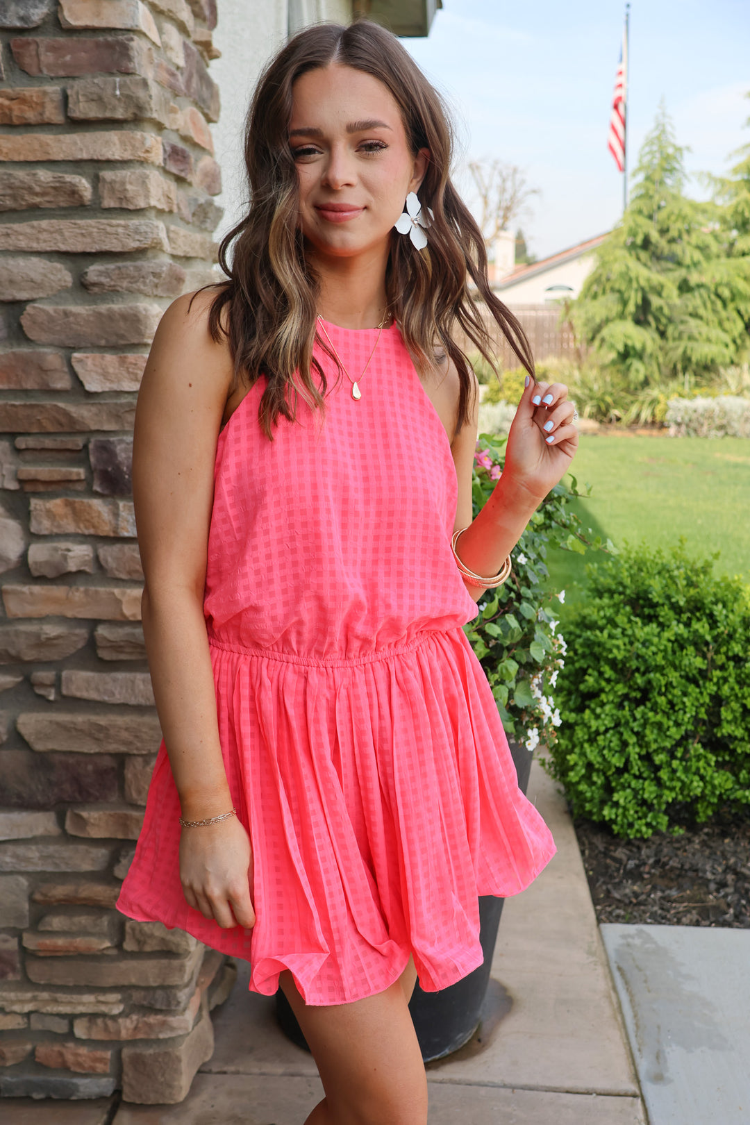 Sunny Day Strolls Romper In Coral - ShopSpoiled