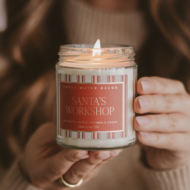 Santa's Workshop 9 oz Soy Candle - ShopSpoiled