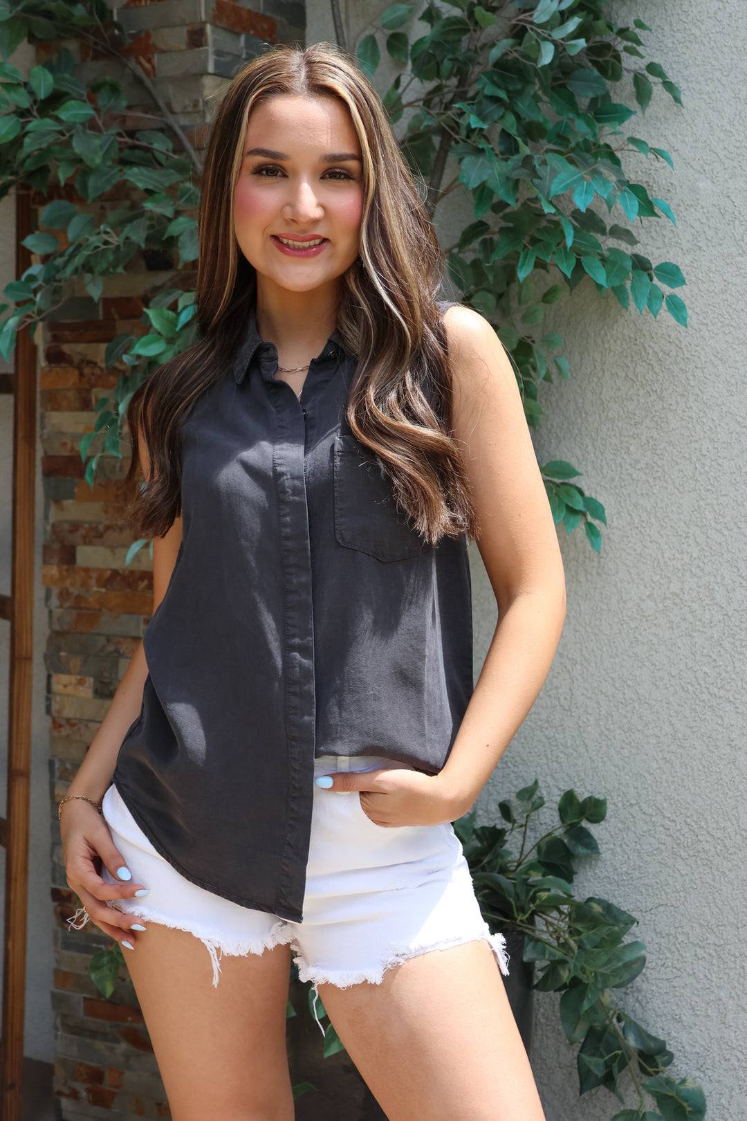 Julia Sleeveless Top In Charcoal - ShopSpoiled