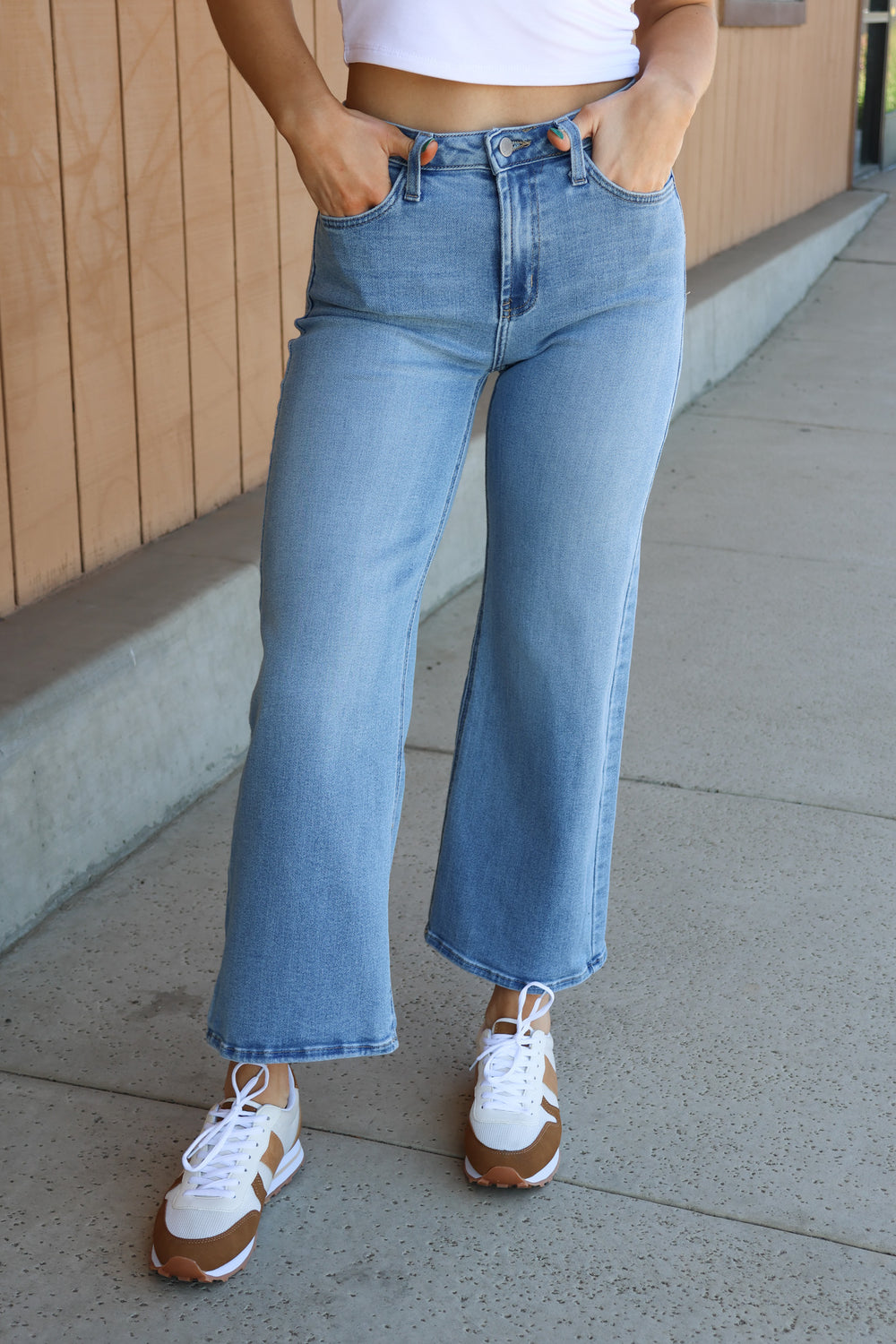 Sofia Jeans - ShopSpoiled