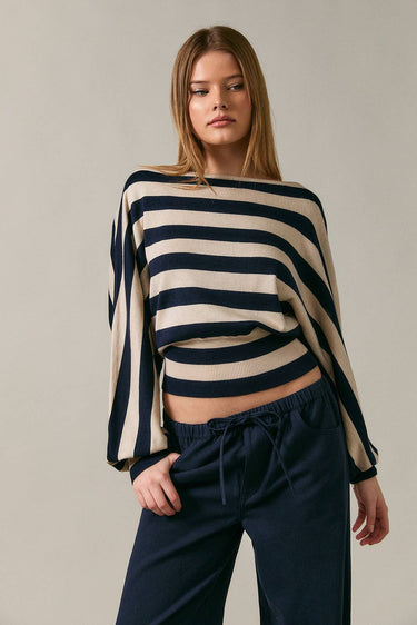 Kinda Chic Sweater - ShopSpoiled