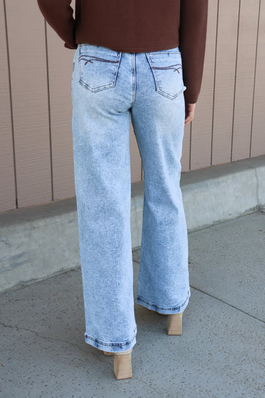 Lennon Wide Leg Jeans - ShopSpoiled