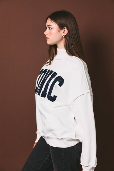 Iconic Sweater - ShopSpoiled