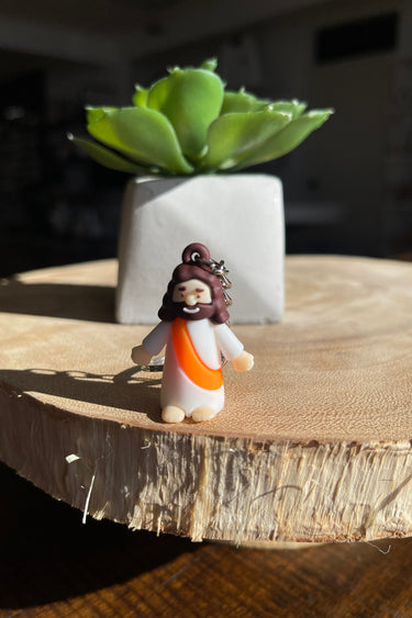 Jesus Loves You Keychain - ShopSpoiled