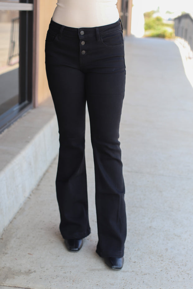 Everly Jeans - ShopSpoiled