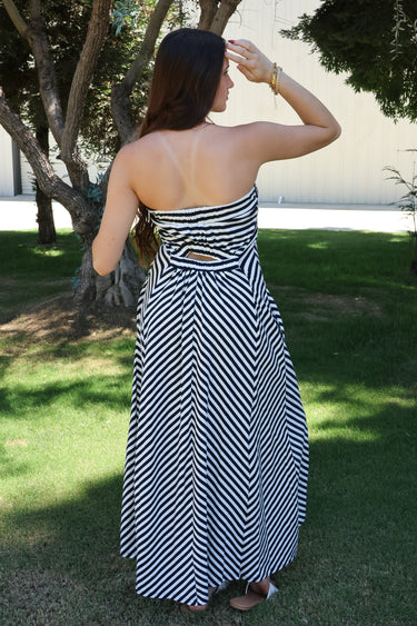 Off The Coast Maxi Dress - ShopSpoiled