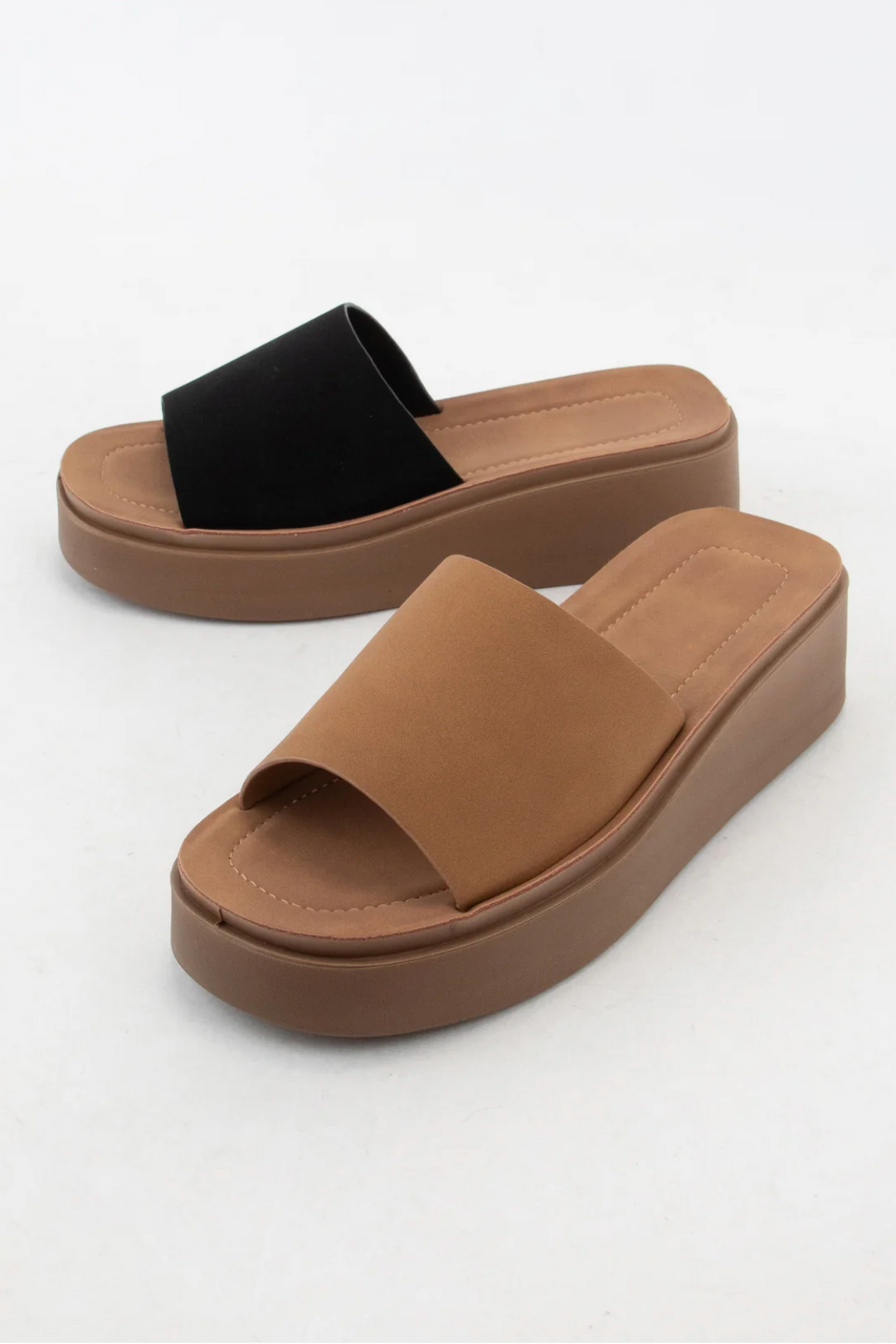 Java Slip On Sandals - ShopSpoiled