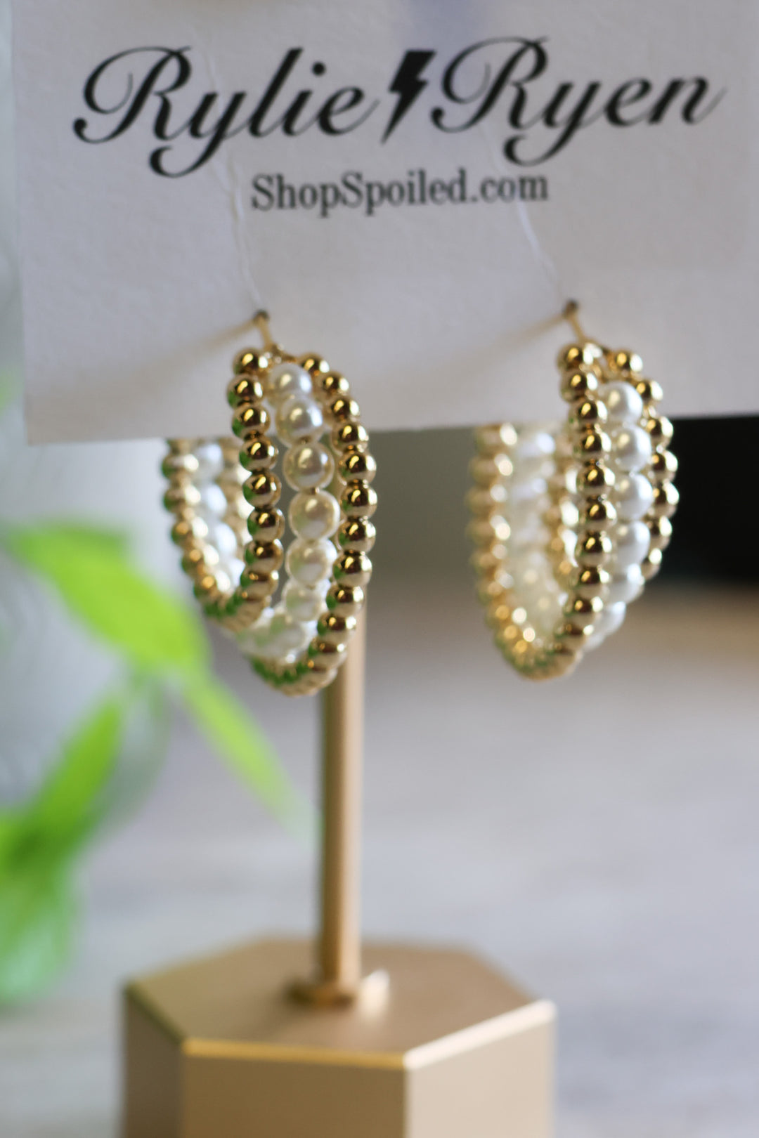 Twisted Love Earring in Gold - ShopSpoiled