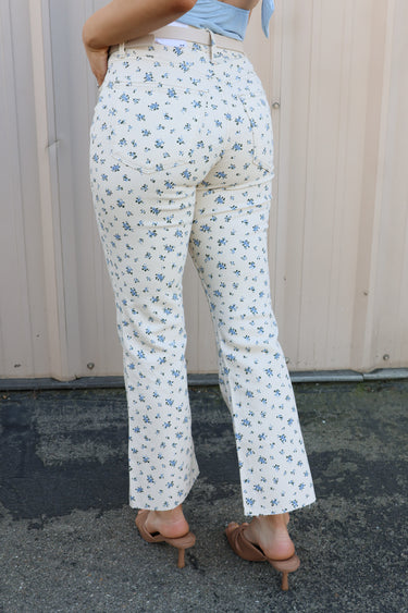 Fresh Bloom Cropped Flare Jeans - ShopSpoiled