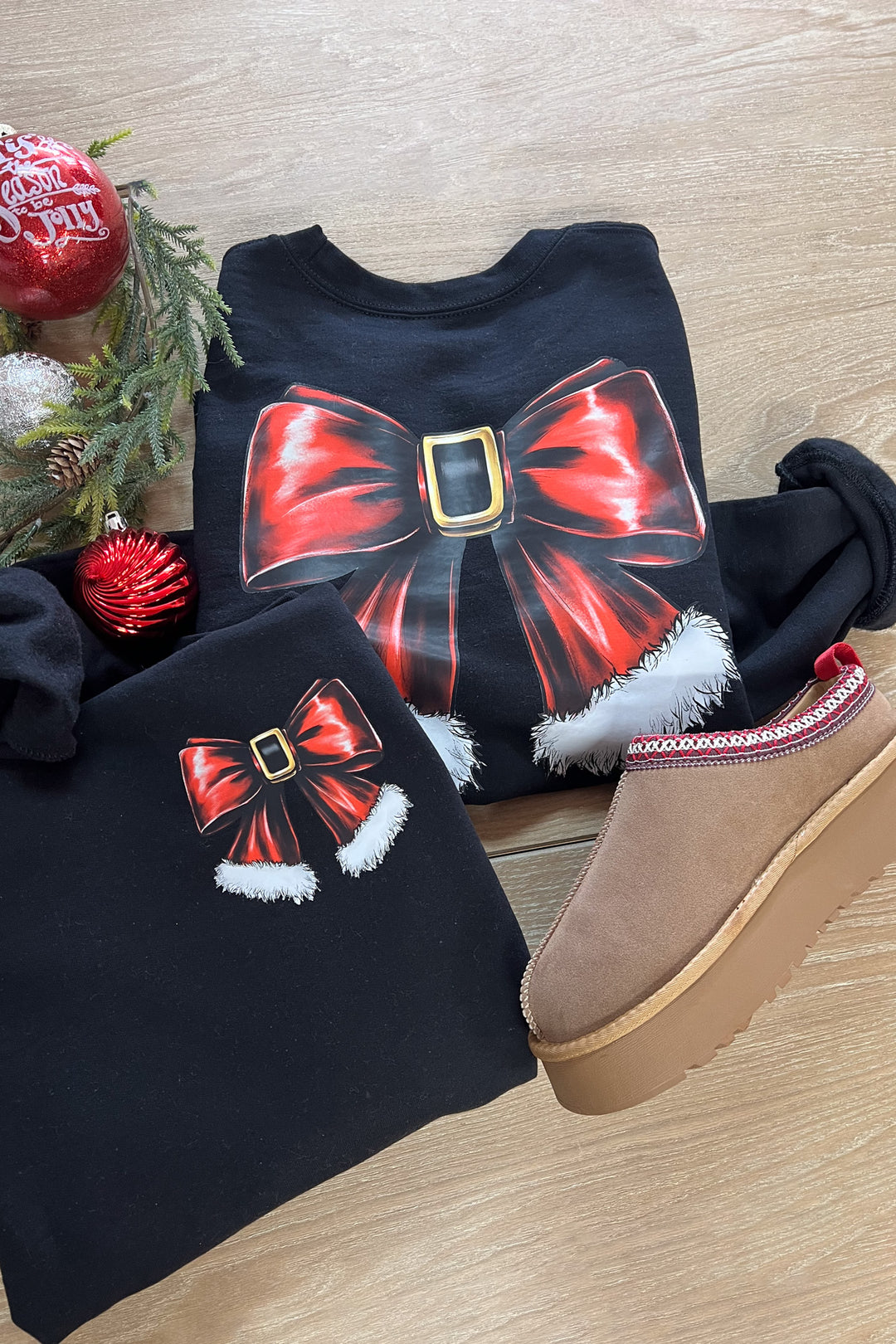 Santa Bow Sweatshirt - ShopSpoiled