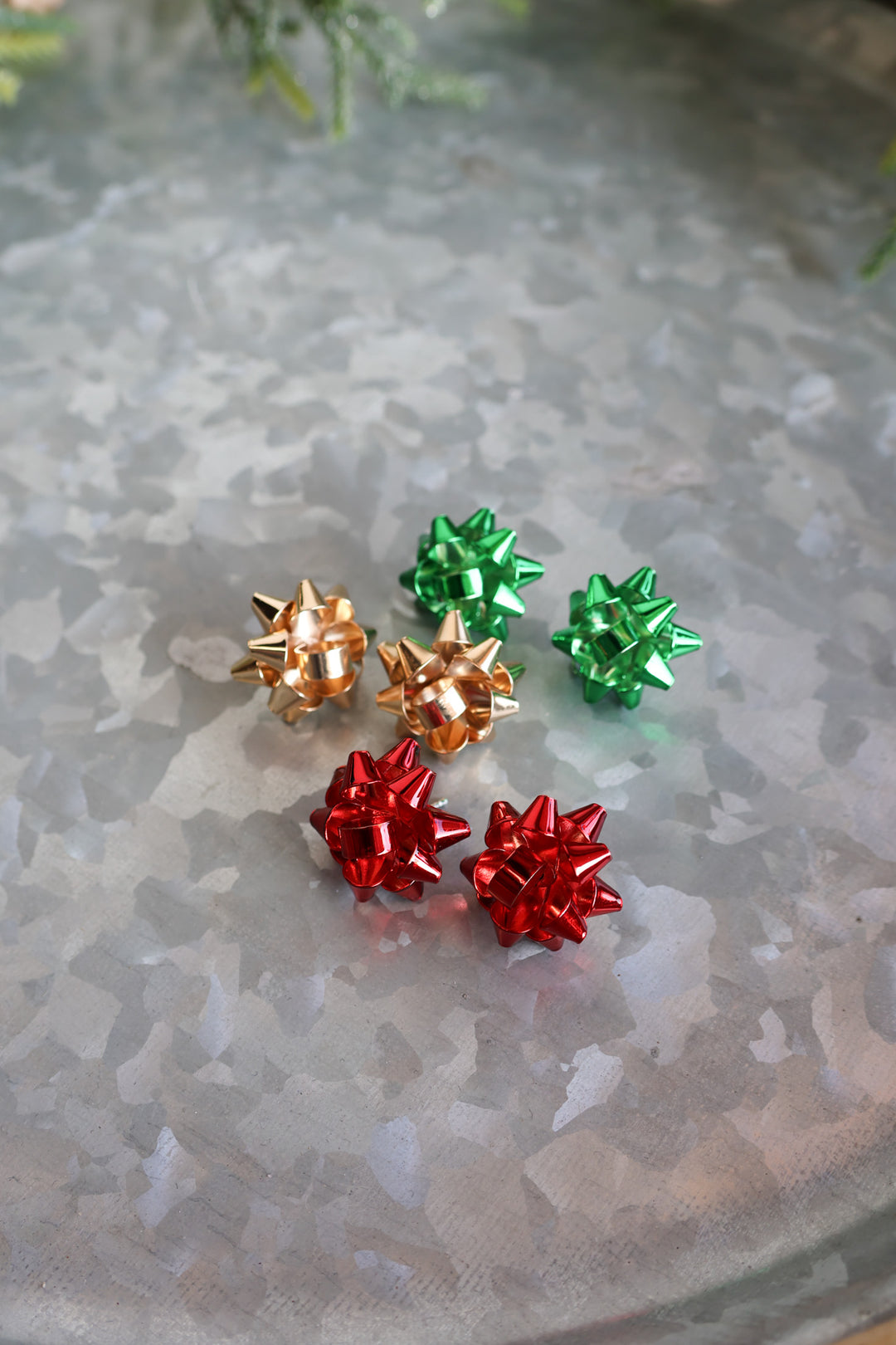 Christmas Bow Earrings - ShopSpoiled