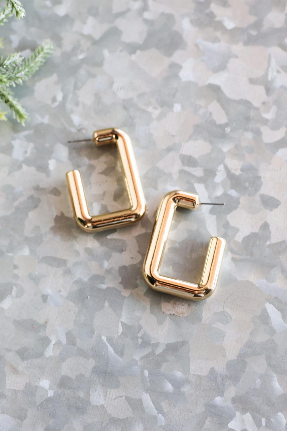 Gold Square Hoop Earrings - ShopSpoiled