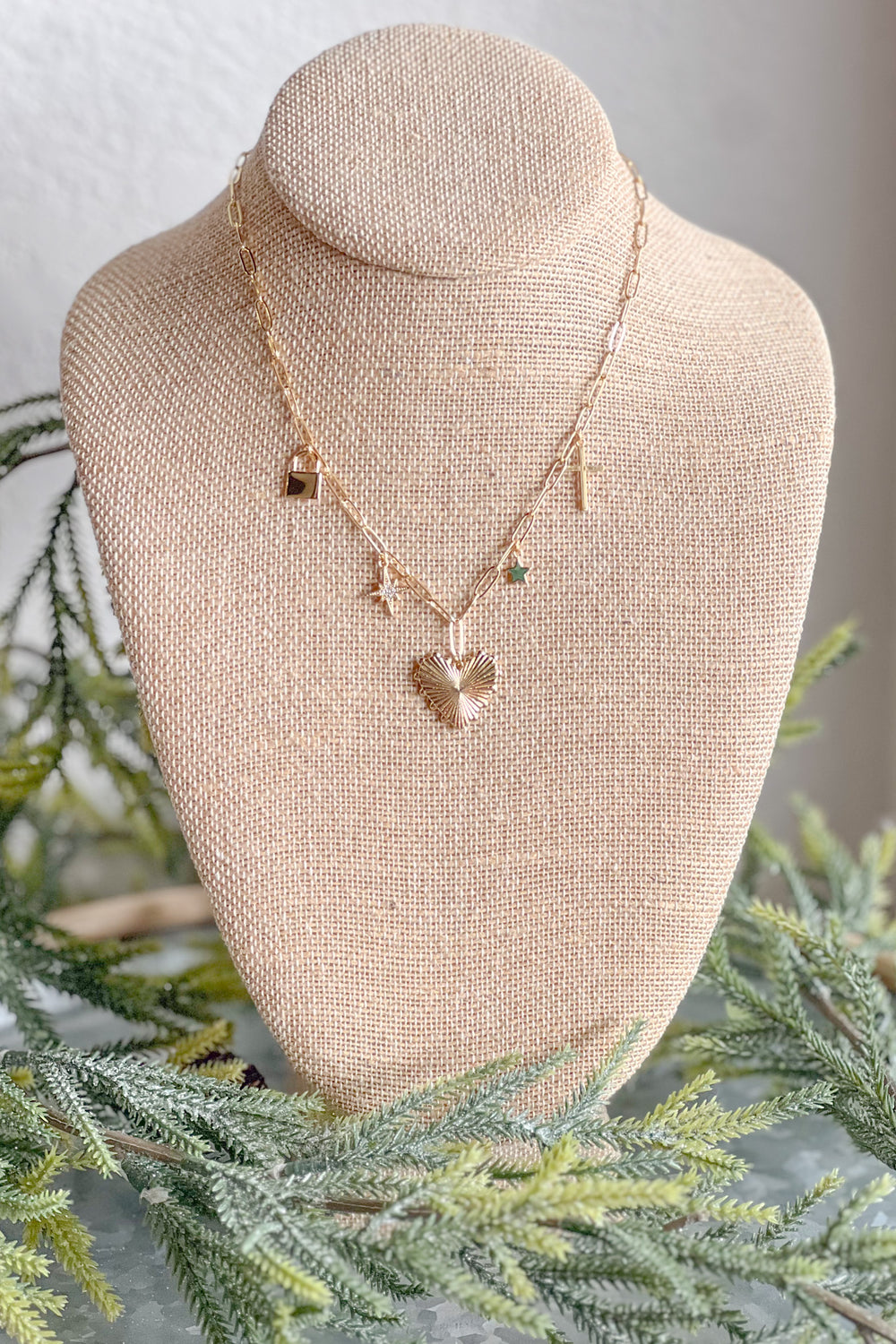 Bursting With Love Necklace - ShopSpoiled