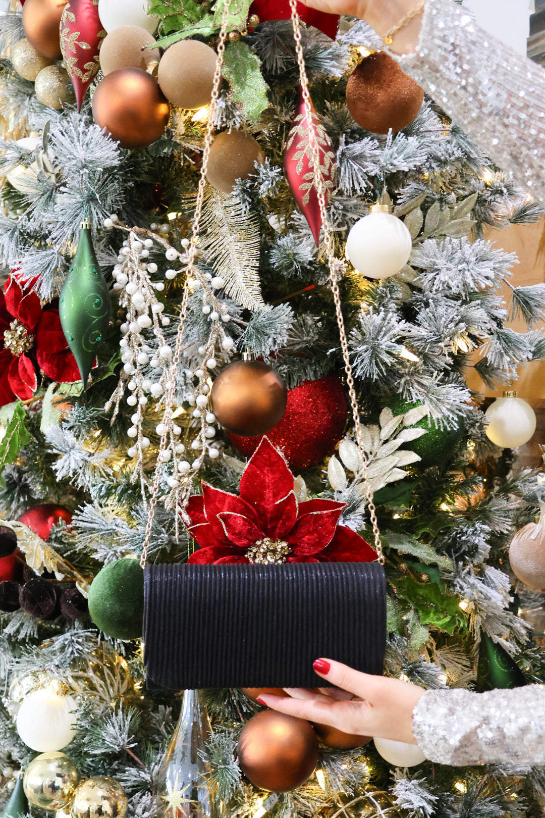 Holiday Clutch - ShopSpoiled