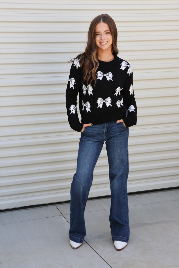 Charming Bow Sweater - ShopSpoiled