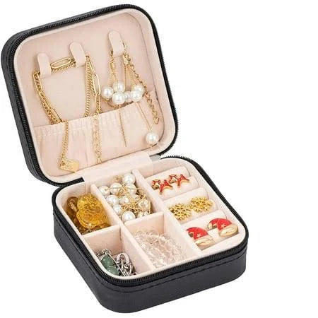 On the Go Jewelry Case - ShopSpoiled