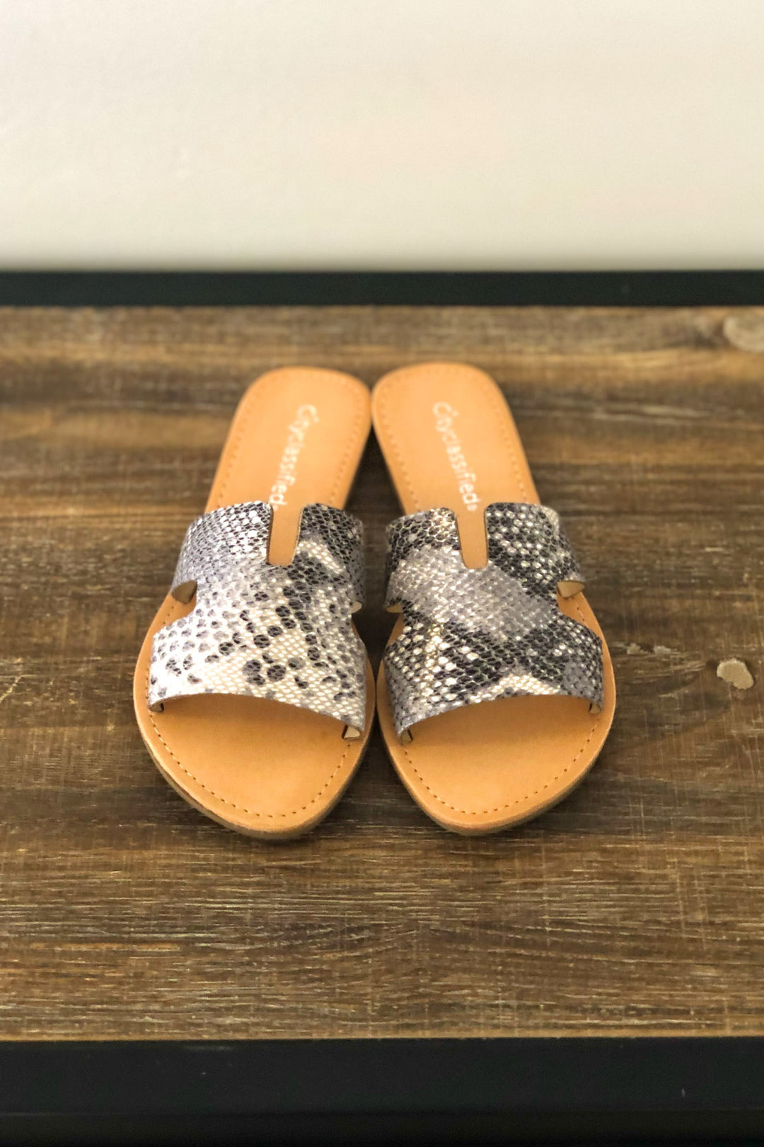 Tori Snake Sandals - ShopSpoiled