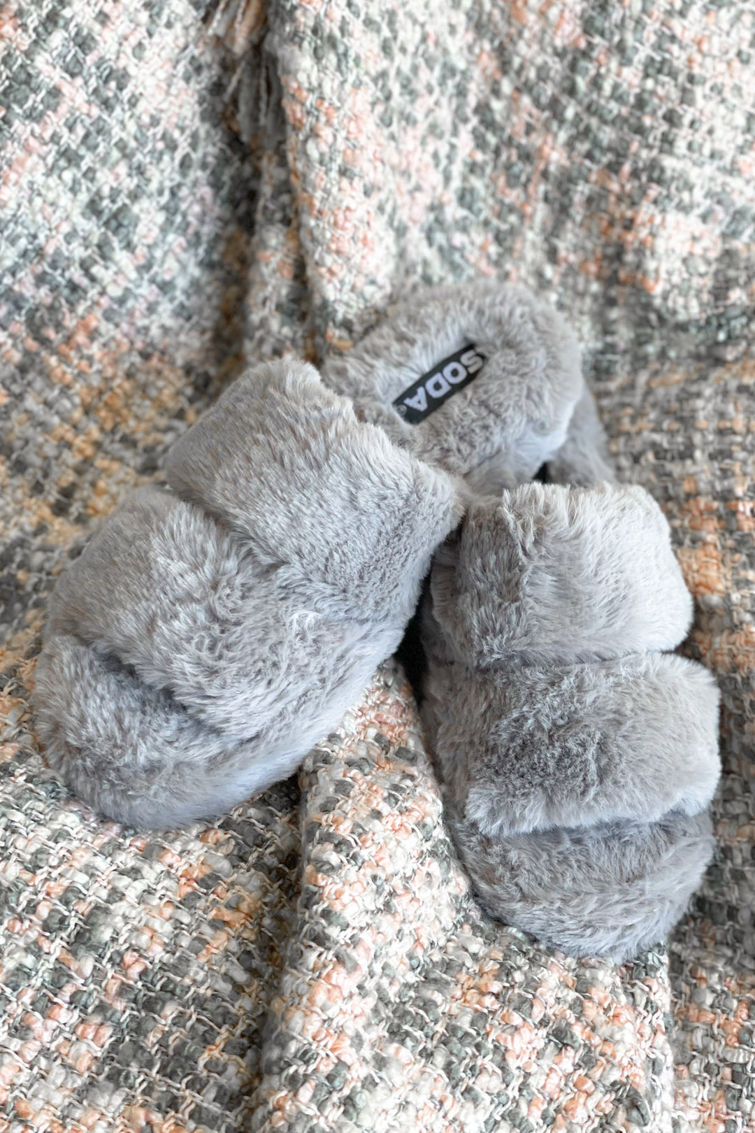 Goodnight Kiss Slippers: Grey - ShopSpoiled