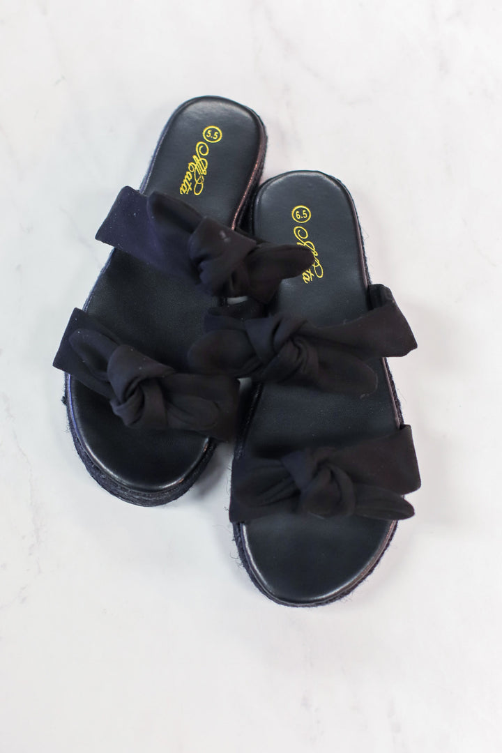 Double Knot Sandal: Black - ShopSpoiled