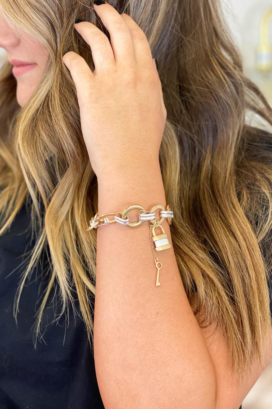 Good News Chain Bracelet: Gold - ShopSpoiled