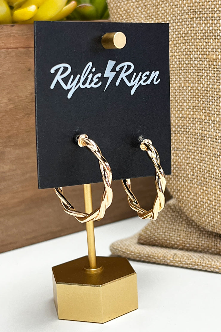 Twist and Turn Hoop Earrings - ShopSpoiled