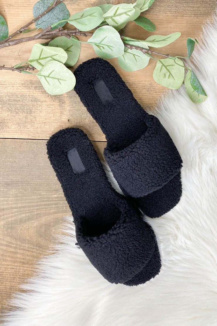 Upbeat Slippers: Black - ShopSpoiled
